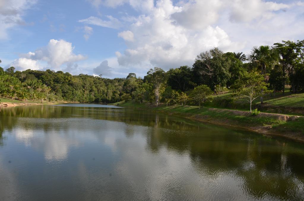 Amazonia Golf Hotelaria E Turismo Sa Rio Preto Da Eva Eksteriør billede