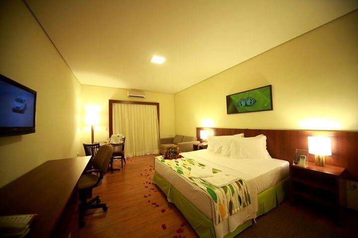 Amazonia Golf Hotelaria E Turismo Sa Rio Preto Da Eva Eksteriør billede