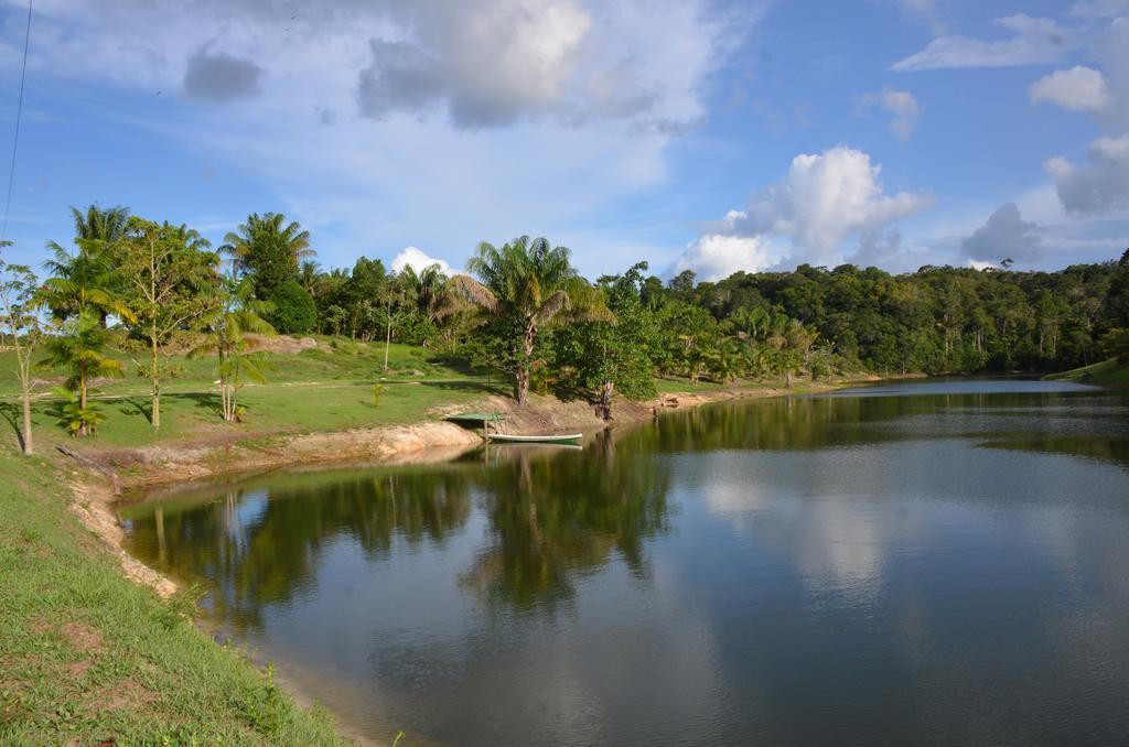 Amazonia Golf Hotelaria E Turismo Sa Rio Preto Da Eva Eksteriør billede