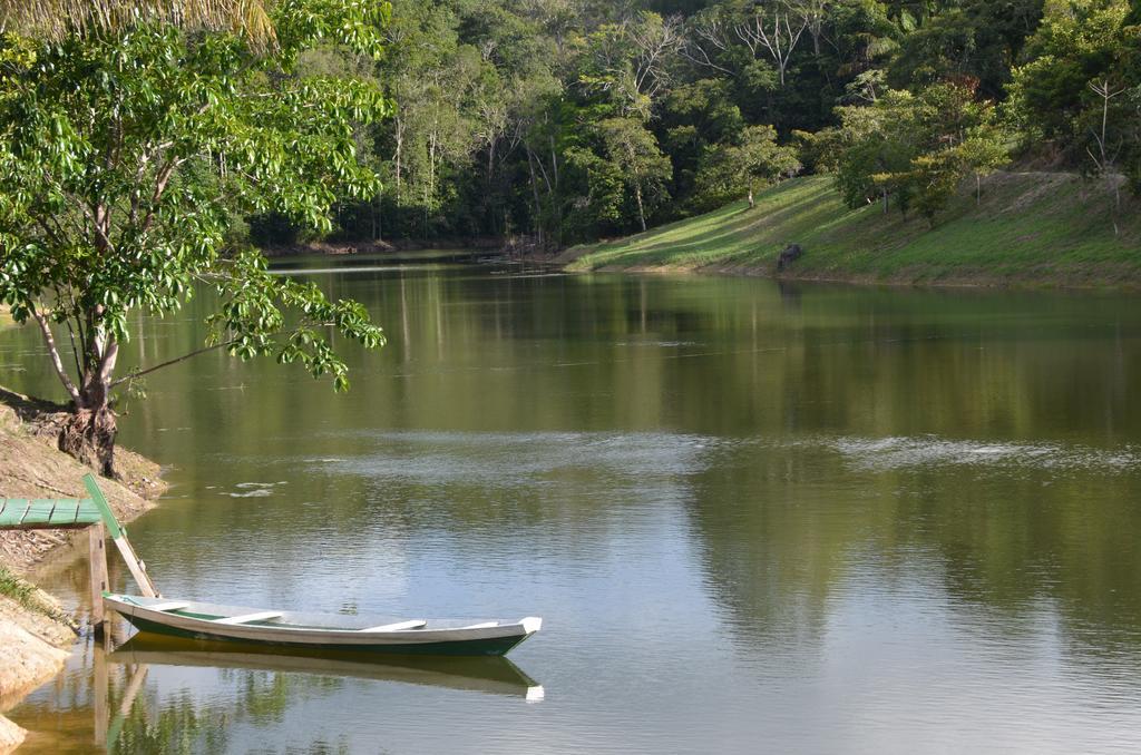 Amazonia Golf Hotelaria E Turismo Sa Rio Preto Da Eva Eksteriør billede