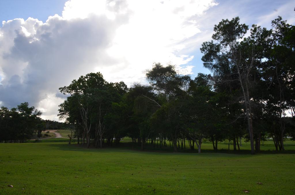 Amazonia Golf Hotelaria E Turismo Sa Rio Preto Da Eva Eksteriør billede